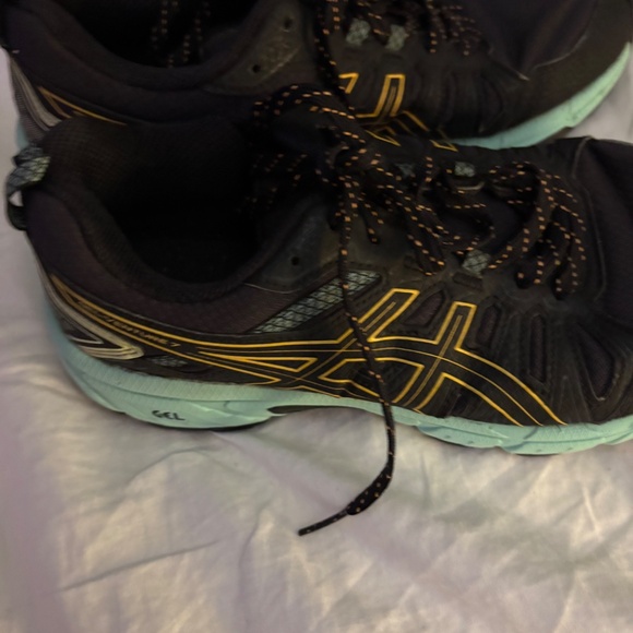 Women’s Asics Gel-Venture 7 Trail Running Shoes in Black and Mint Blue - Picture 2 of 8
